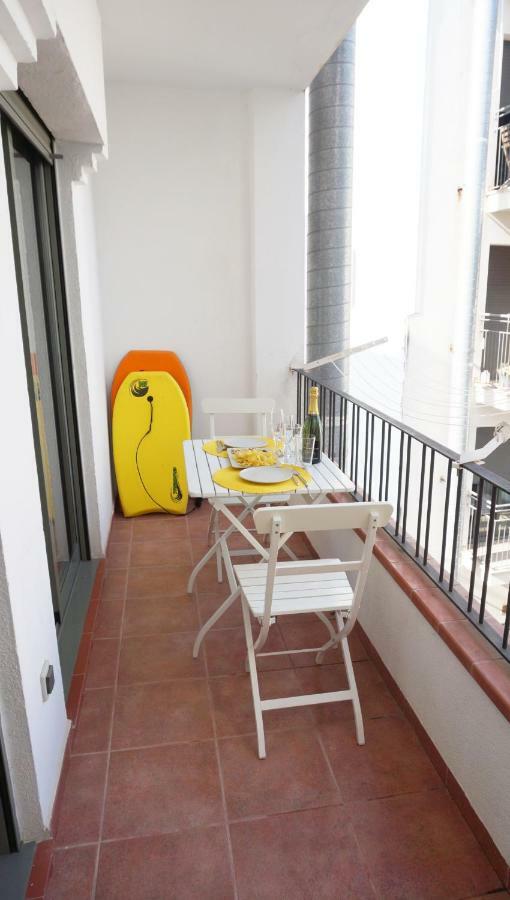 Happy Holiday Beach Home Sitges Dış mekan fotoğraf